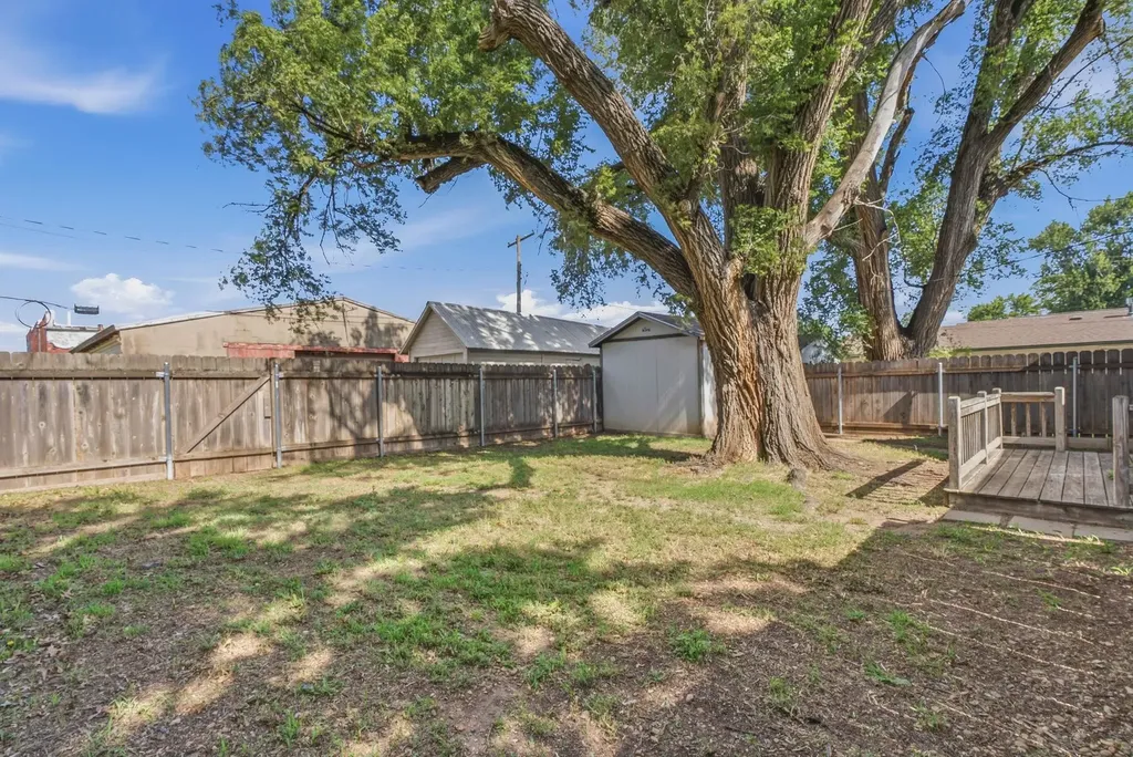 110 E Main Street Haven KS 67543