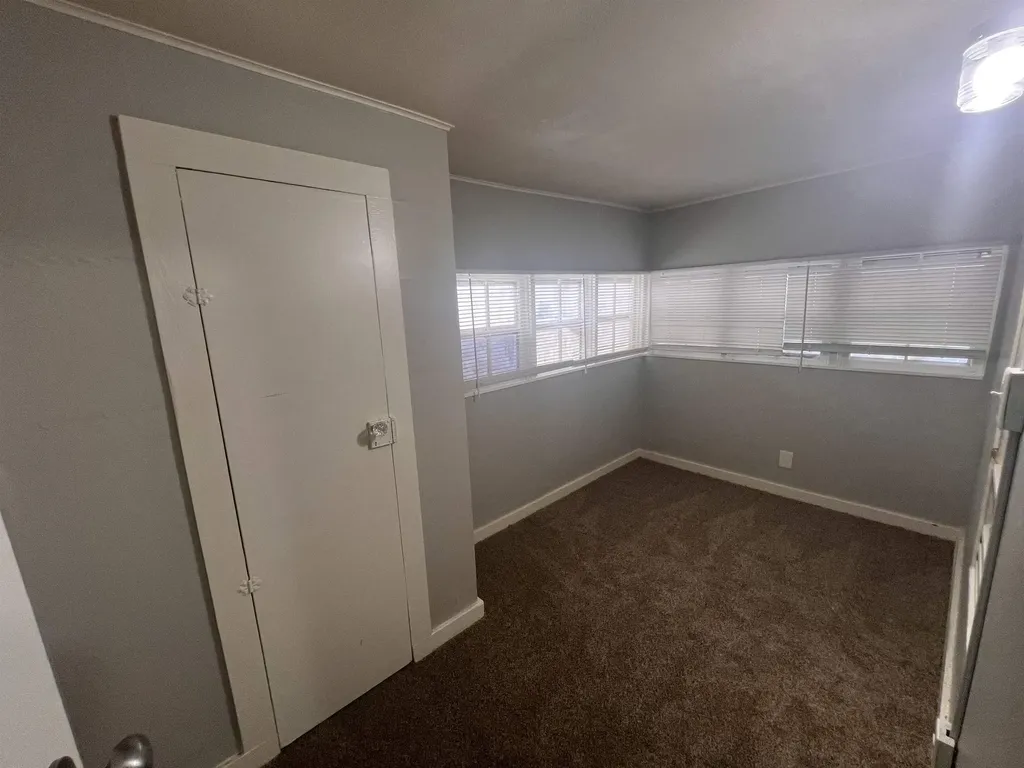 615 N Custer Wichita KS 67203