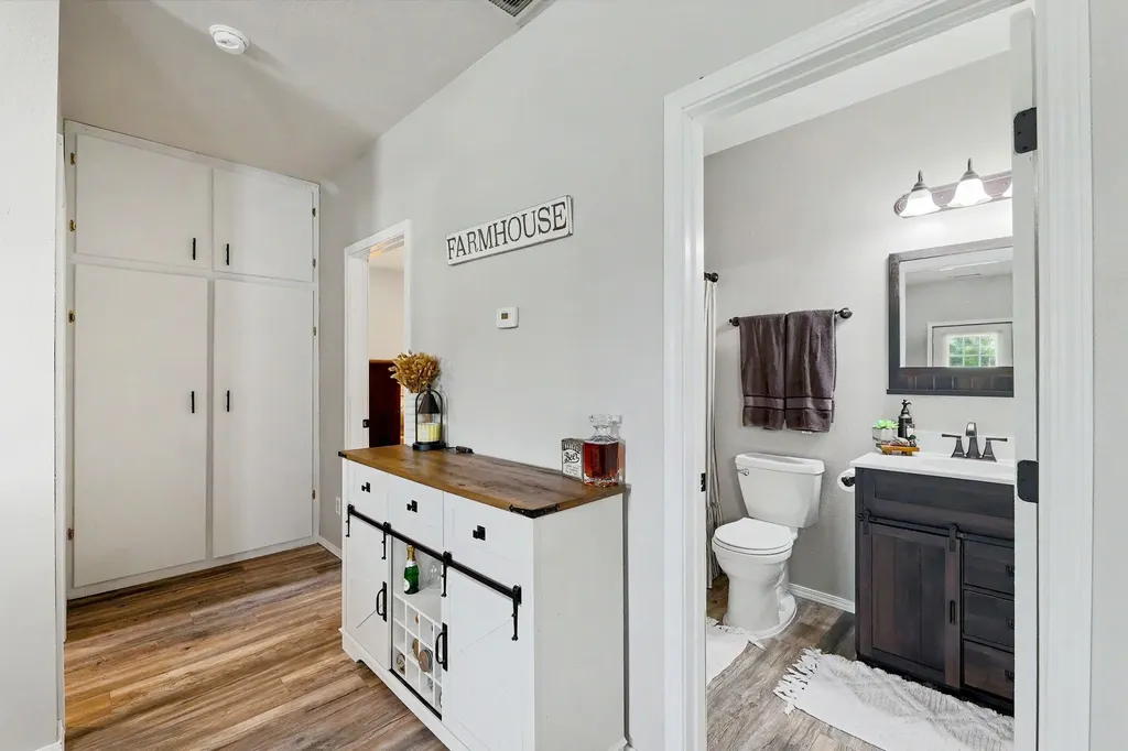 9190 SE Turkey Creek Road Leon KS 67074