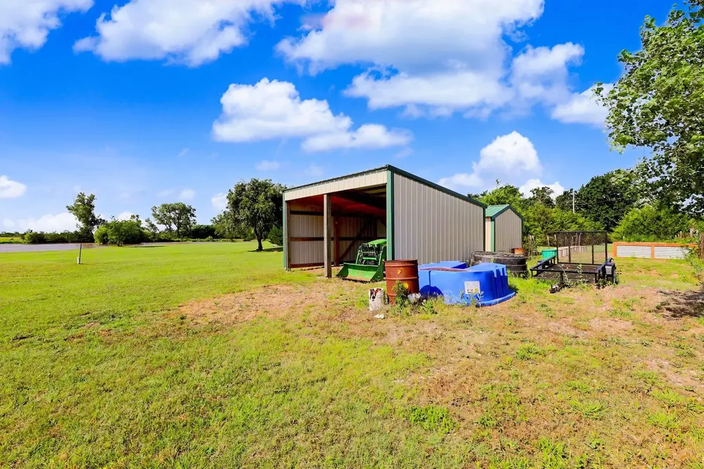 9190 SE Turkey Creek Road Leon KS 67074