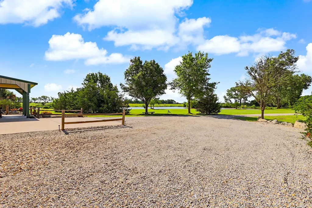 9190 SE Turkey Creek Road Leon KS 67074