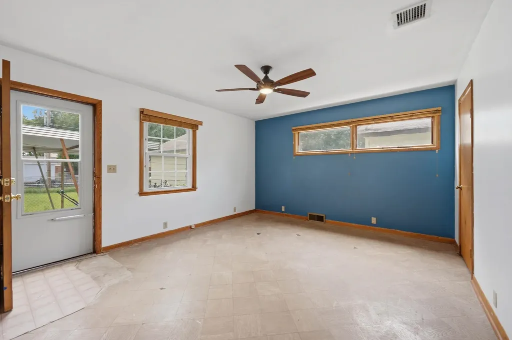 303 E 4th Avenue Cheney KS 67025