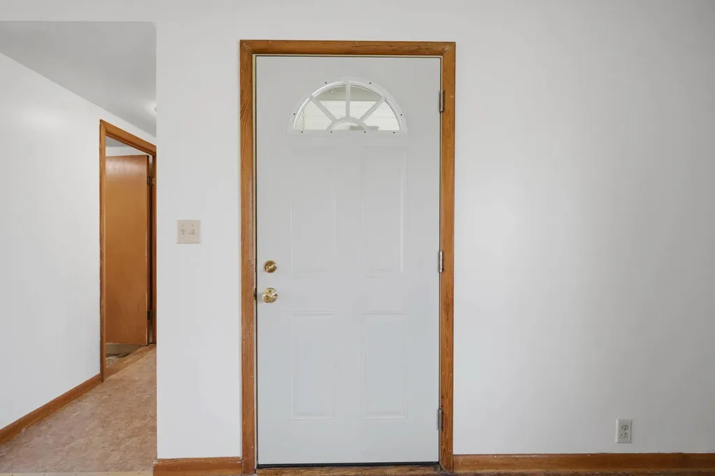 303 E 4th Avenue Cheney KS 67025