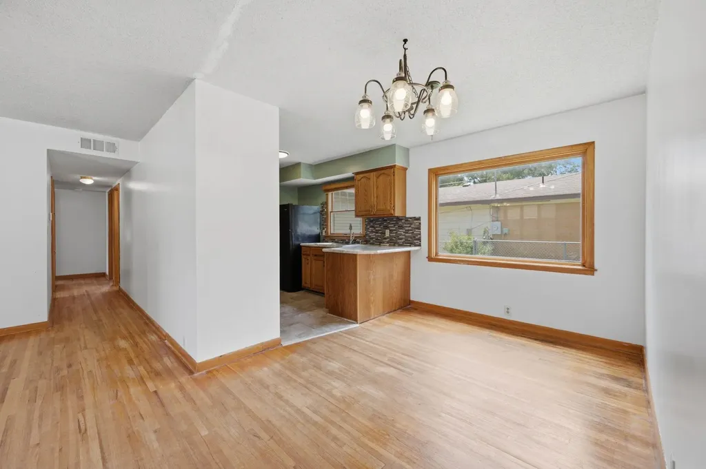 303 E 4th Avenue Cheney KS 67025