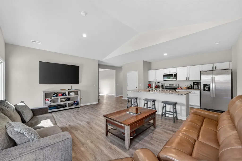 1604 Casey Circle Newton KS 67114