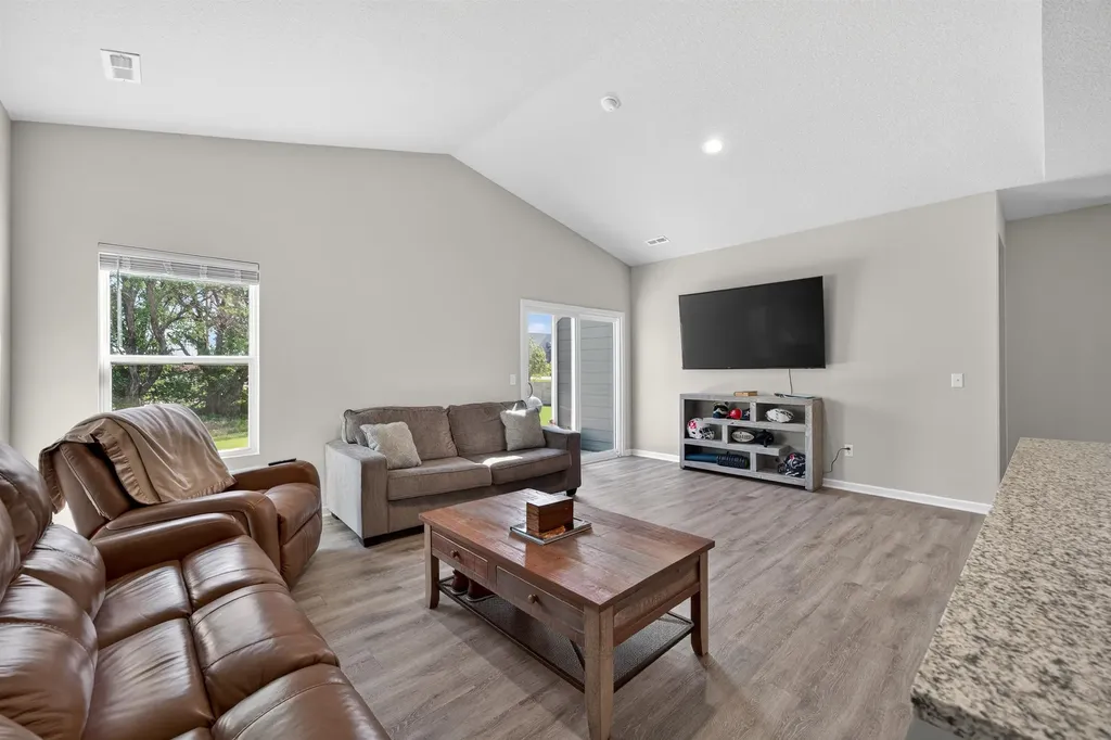 1604 Casey Circle Newton KS 67114