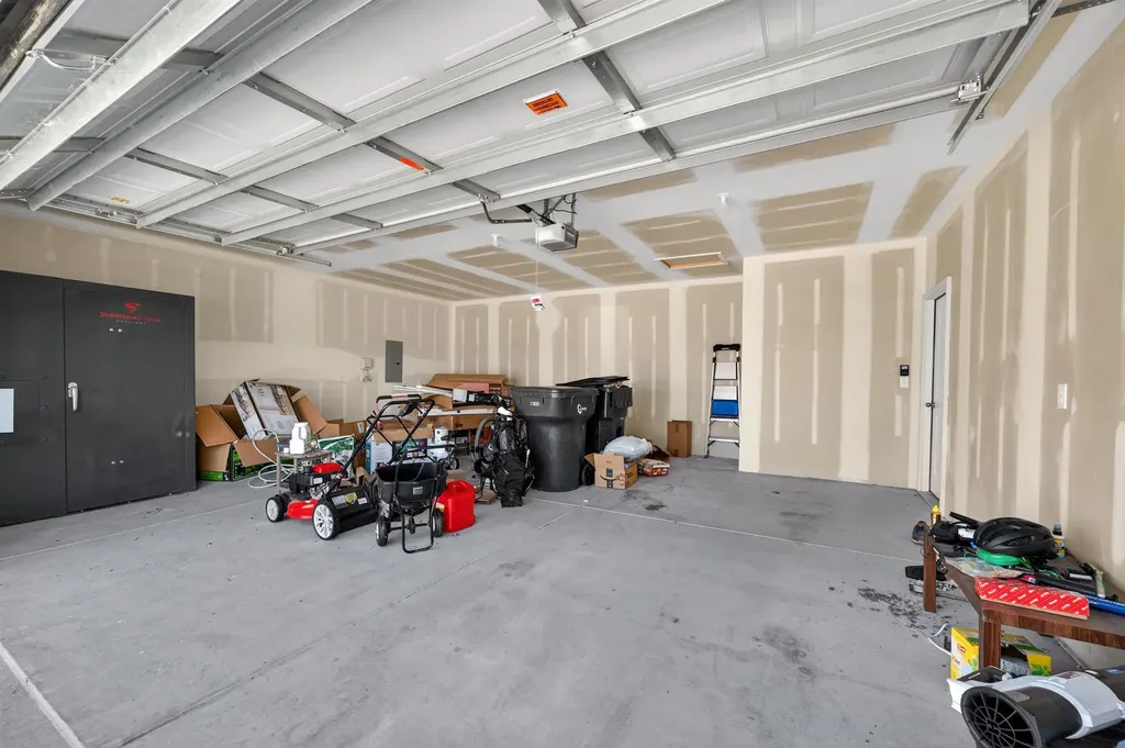 1604 Casey Circle Newton KS 67114