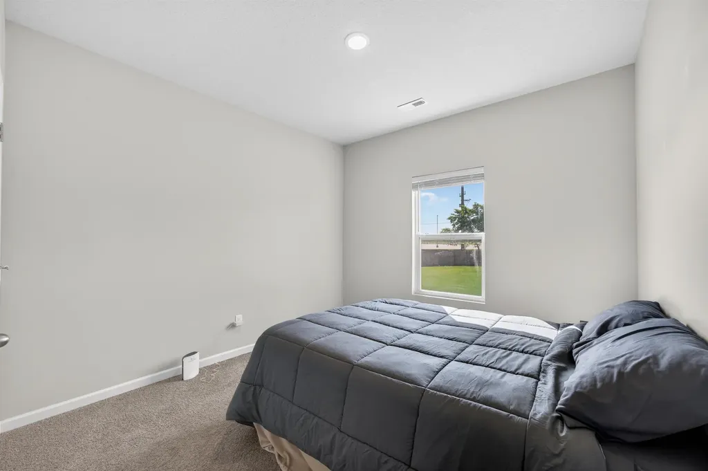 1604 Casey Circle Newton KS 67114