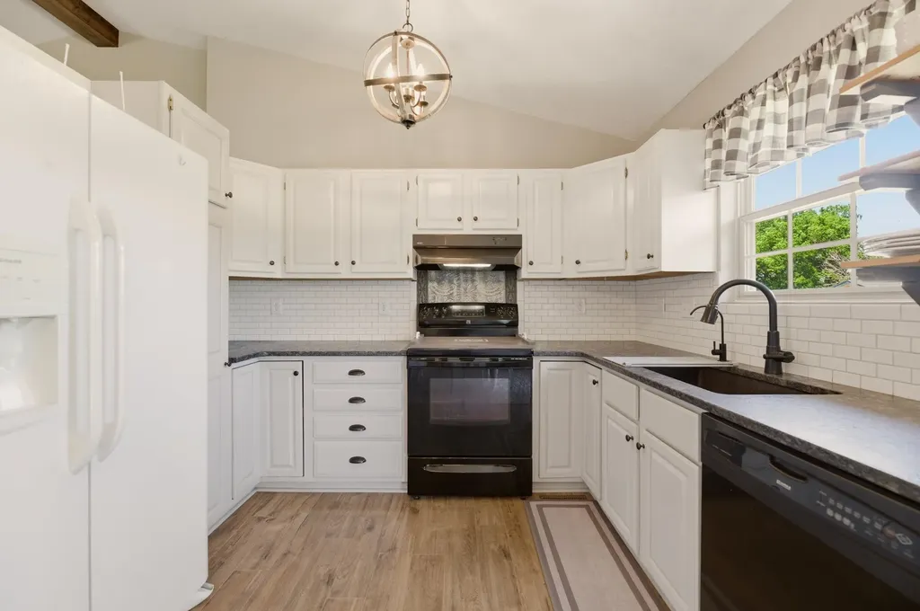 400 E Gordon Bennett Drive Haysville KS 67060