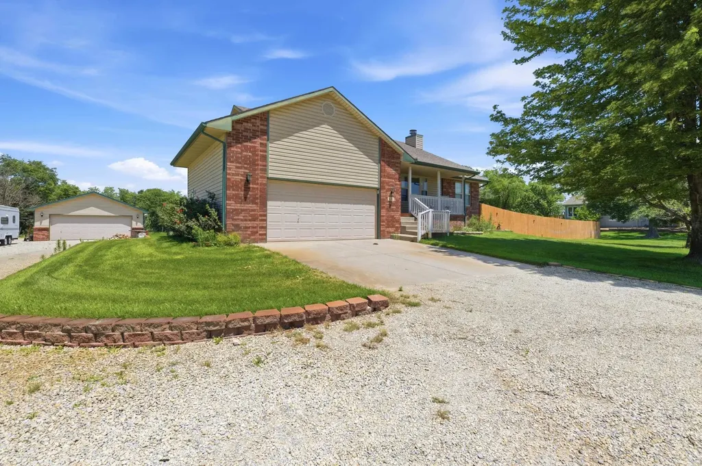 400 E Gordon Bennett Drive Haysville KS 67060