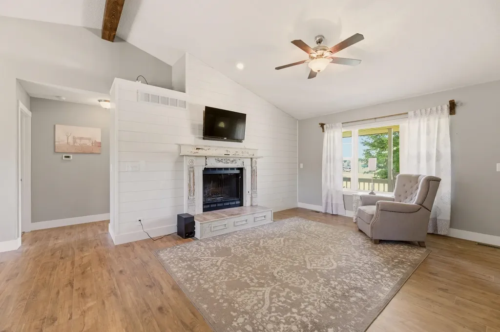 400 E Gordon Bennett Drive Haysville KS 67060