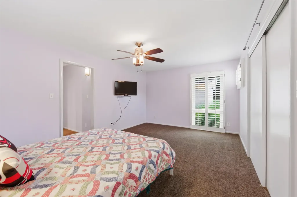 262 S Bonnie Brae Wichita KS 67207