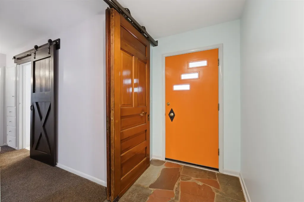 262 S Bonnie Brae Wichita KS 67207