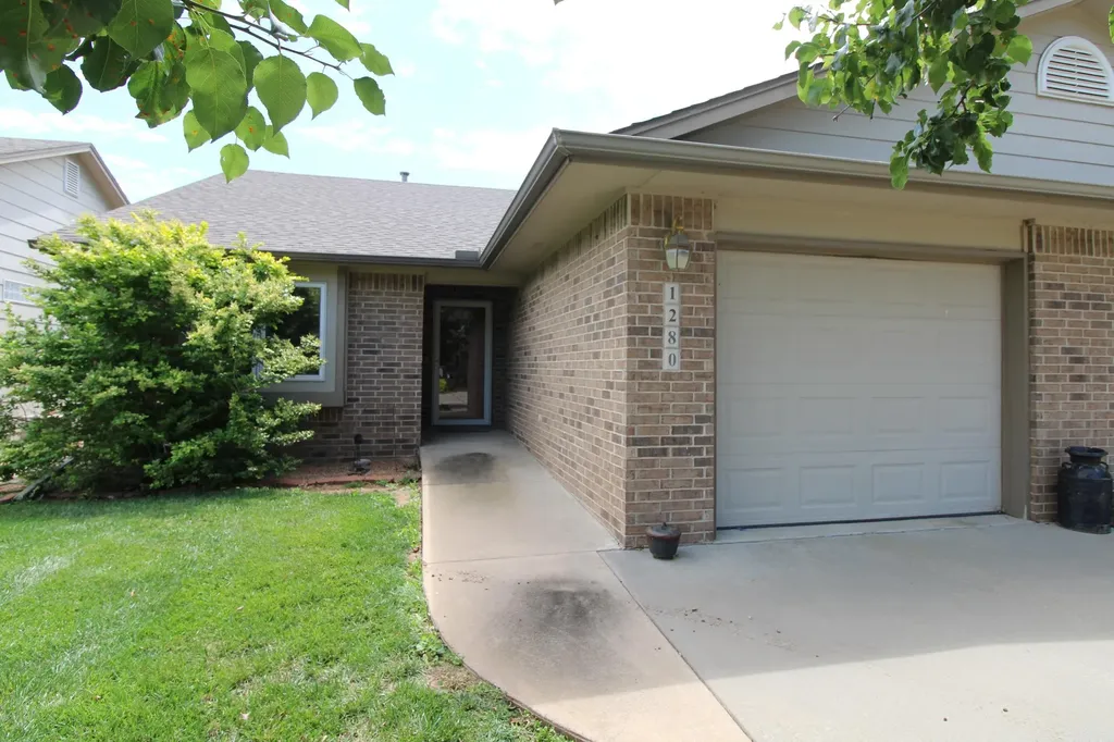 1280 S High Street El Dorado KS 67042