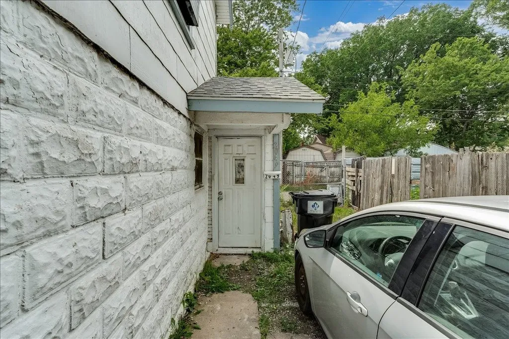 2043 S Broadway Avenue Wichita KS 67211
