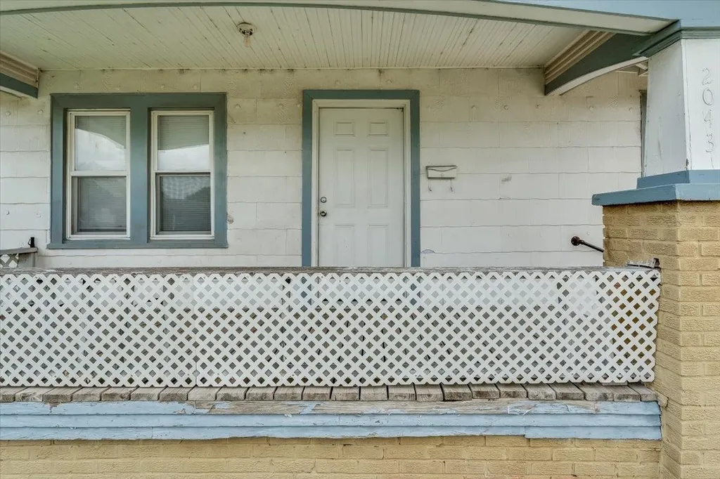 2043 S Broadway Avenue Wichita KS 67211