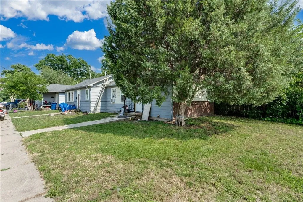 2001 E Elm Street Wichita KS 67214