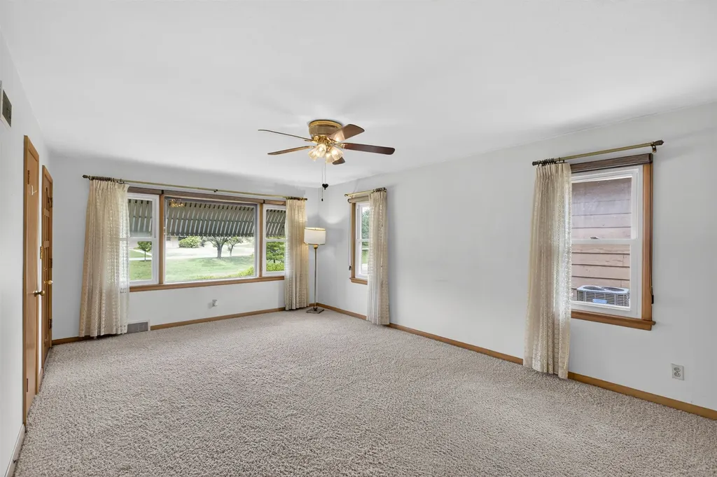 744 S Fabrique Drive Wichita KS 67218