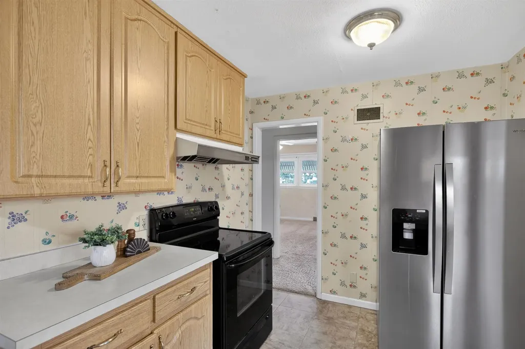 744 S Fabrique Drive Wichita KS 67218