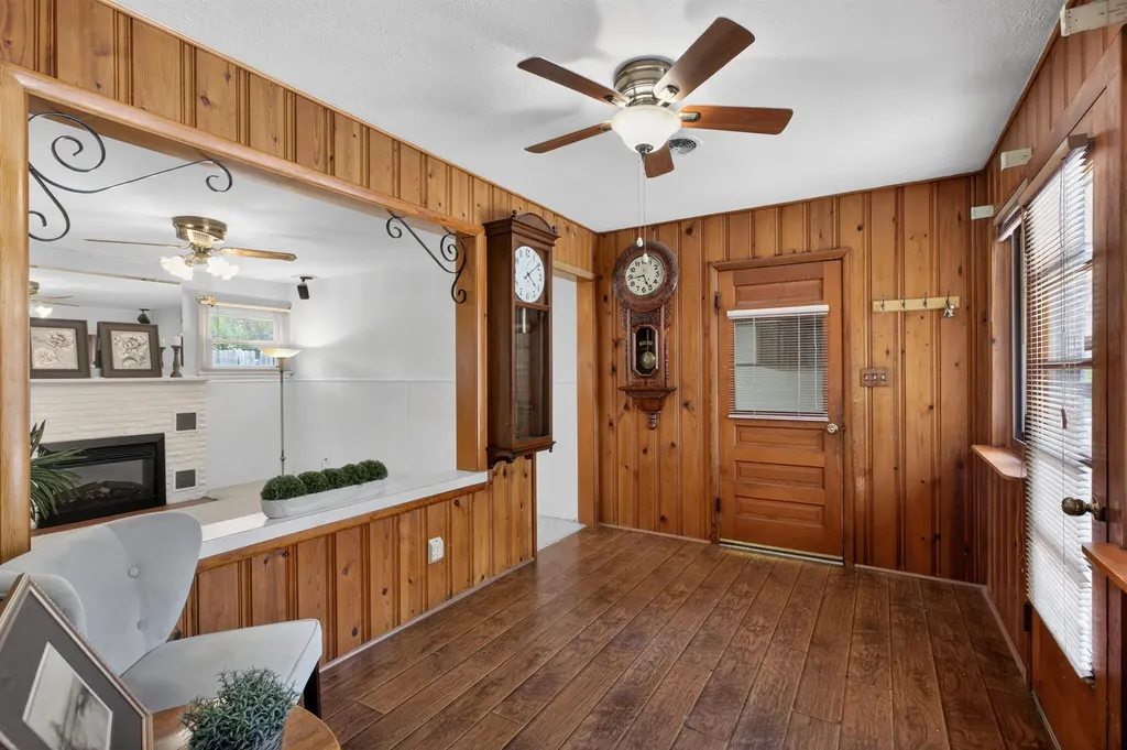 744 S Fabrique Drive Wichita KS 67218