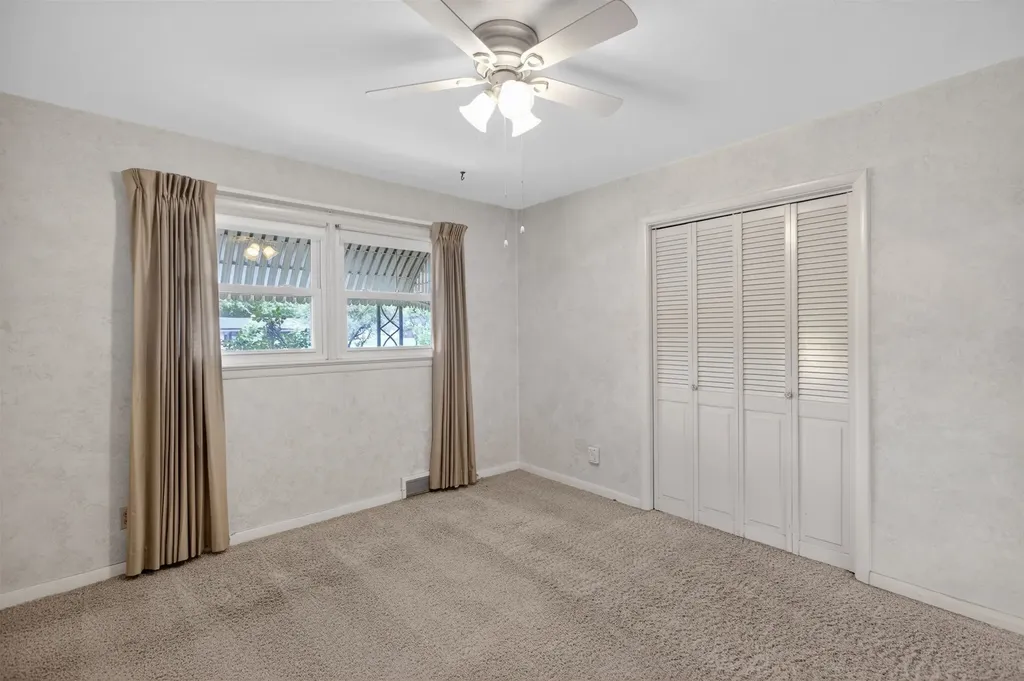 744 S Fabrique Drive Wichita KS 67218