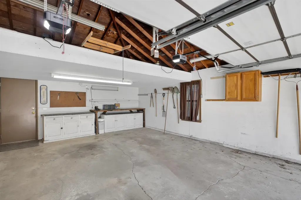 744 S Fabrique Drive Wichita KS 67218