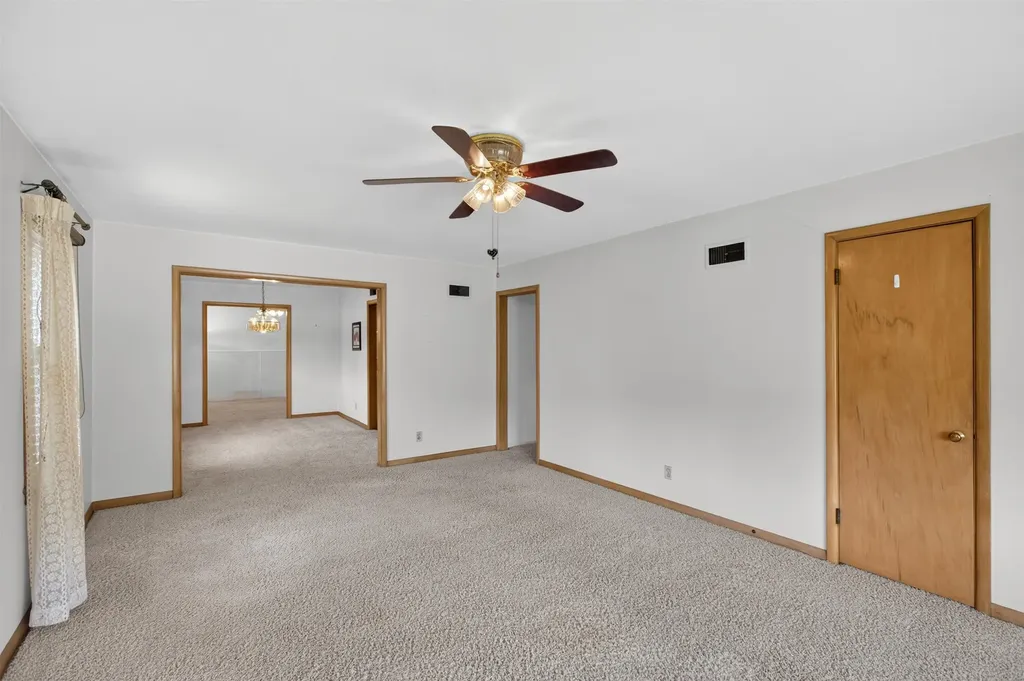 744 S Fabrique Drive Wichita KS 67218