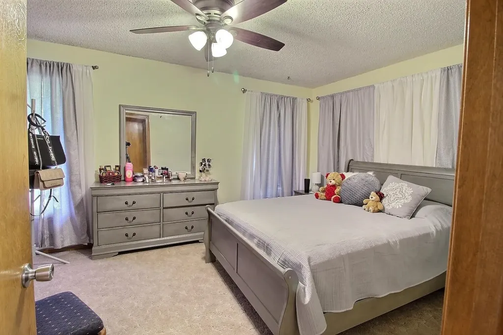 3611 N Athenian Wichita KS 67204