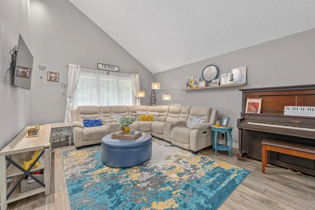 14710 E Willowbend Circle Wichita KS 67230