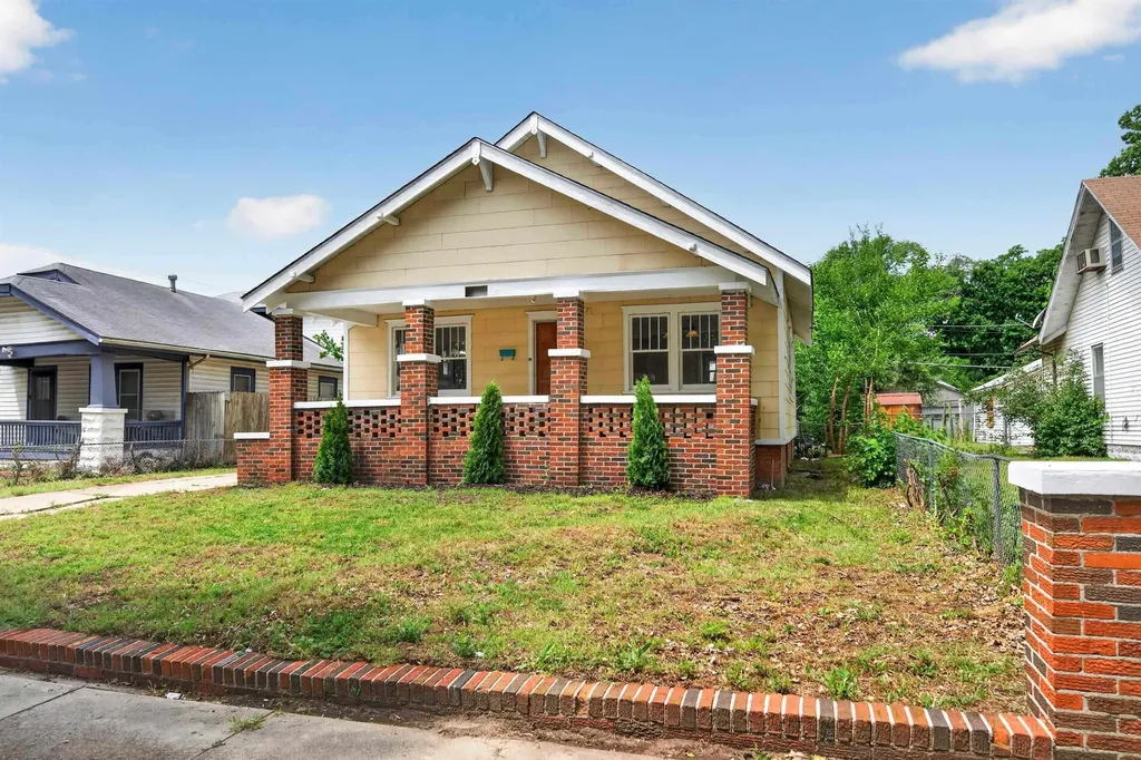 1957 S Market Wichita KS 67211