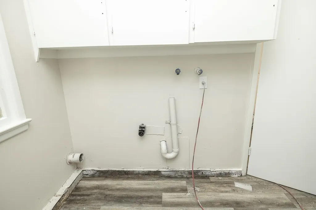 617 W 4th Haysville KS 67060