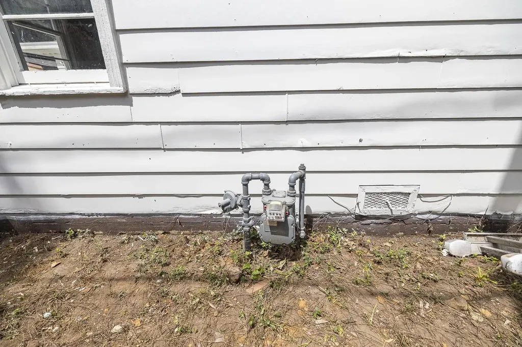 617 W 4th Haysville KS 67060