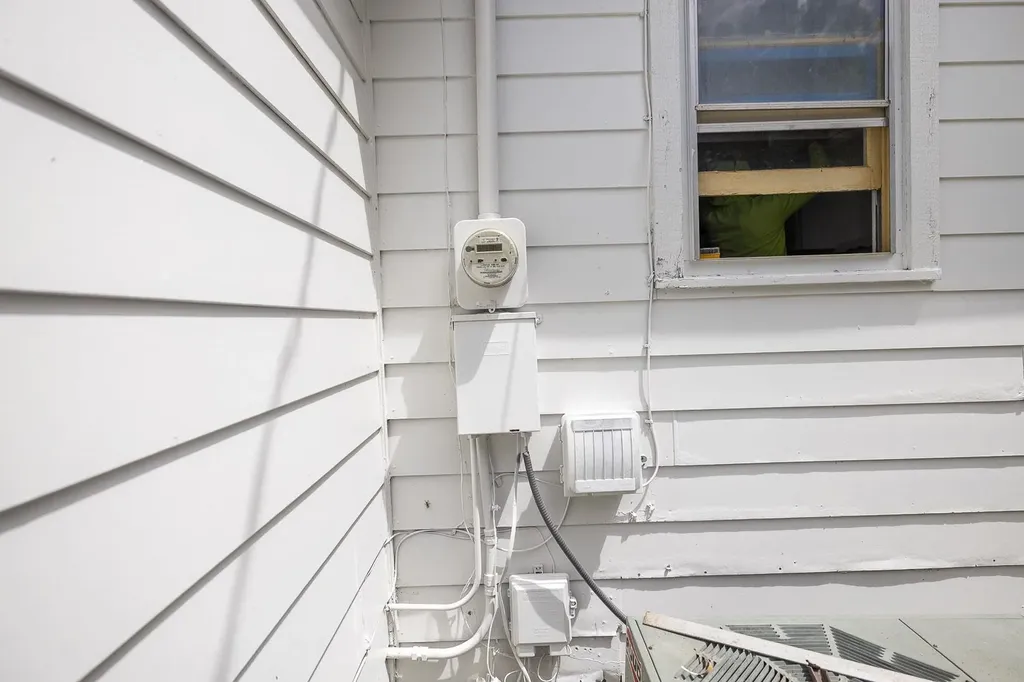 617 W 4th Haysville KS 67060