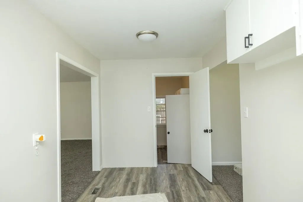 617 W 4th Haysville KS 67060