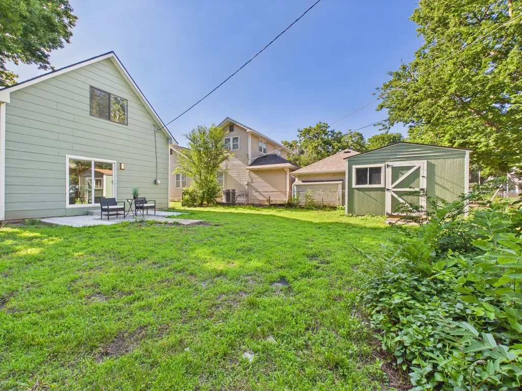 1007 N Jackson Avenue Wichita KS 67203