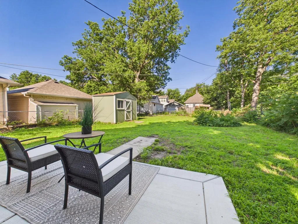 1007 N Jackson Avenue Wichita KS 67203
