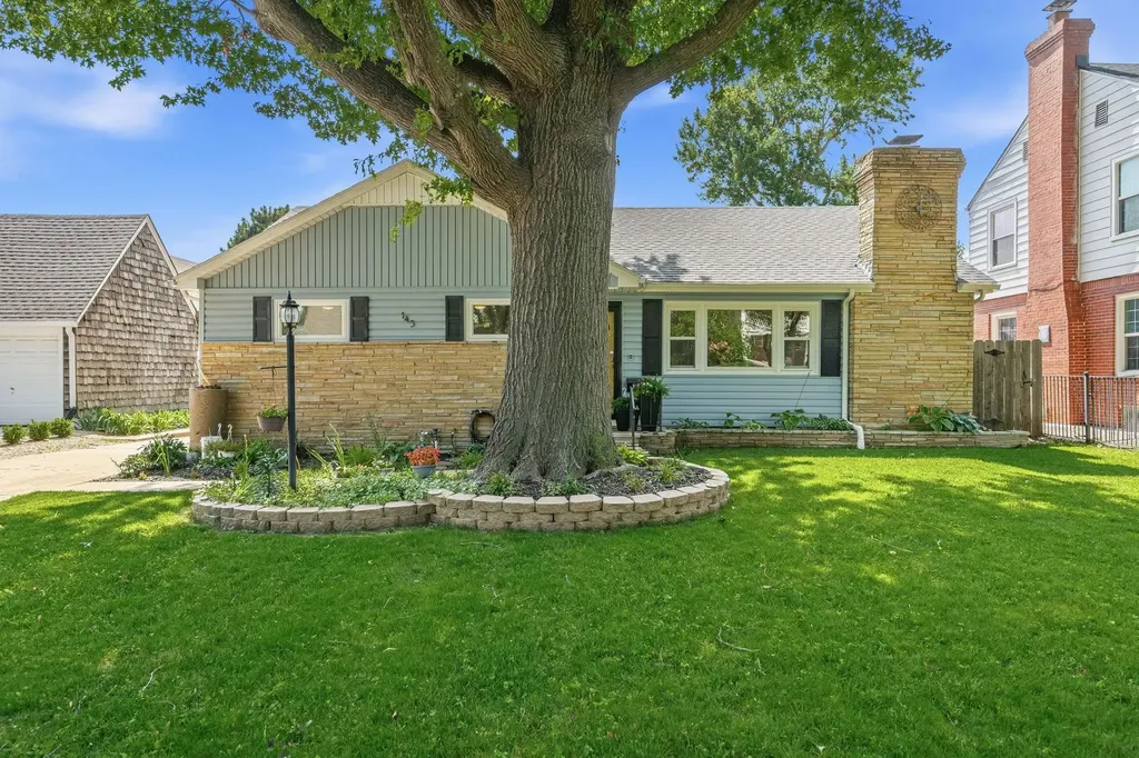 145 S Pinecrest Avenue Wichita KS 67218