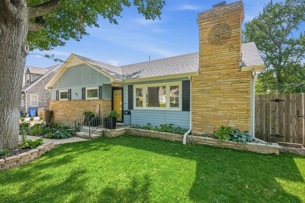 145 S Pinecrest Avenue Wichita KS 67218