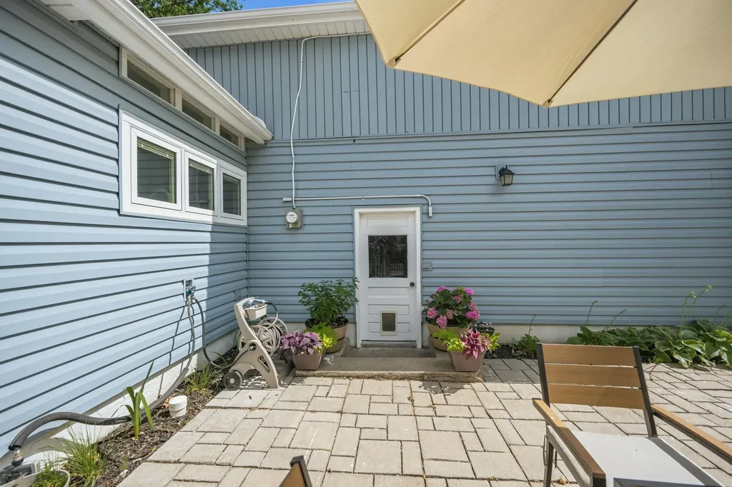 145 S Pinecrest Avenue Wichita KS 67218