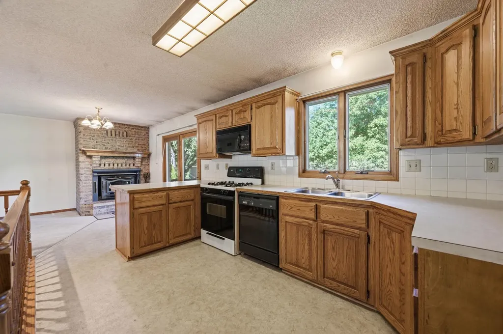 443 N Ven John Andale KS 67001