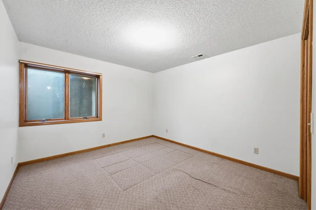 443 N Ven John Andale KS 67001