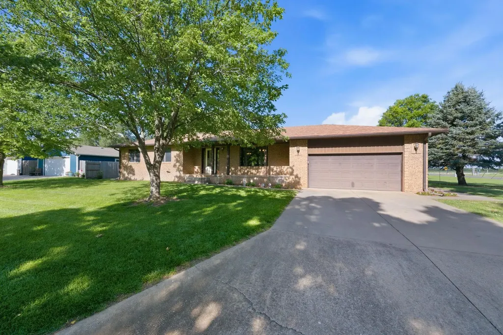 443 N Ven John Andale KS 67001