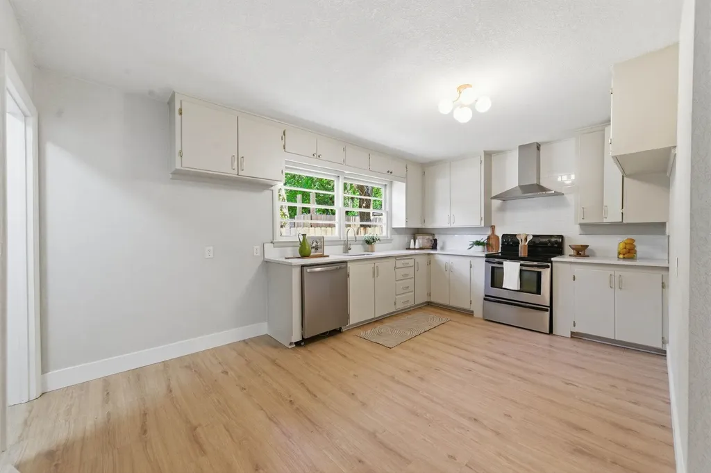 636 S Rutan Avenue Wichita KS 67218