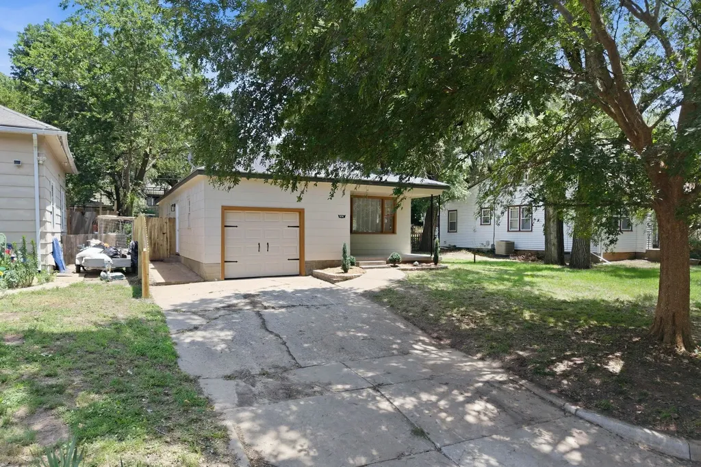 636 S Rutan Avenue Wichita KS 67218