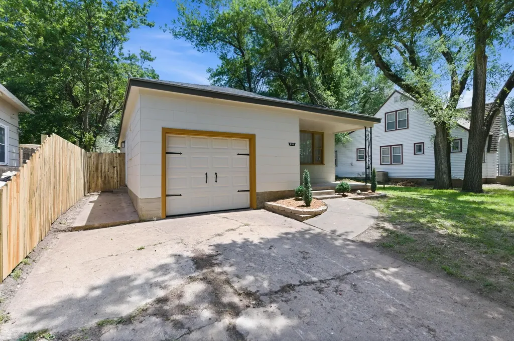 636 S Rutan Avenue Wichita KS 67218
