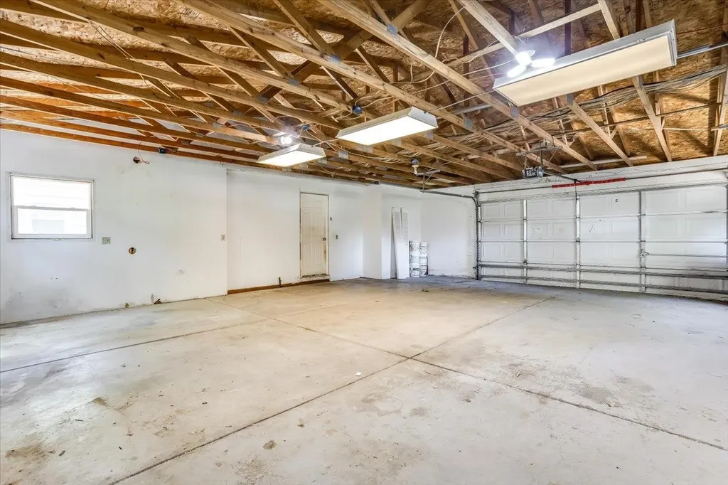 956 Harding Street Wichita KS 67208