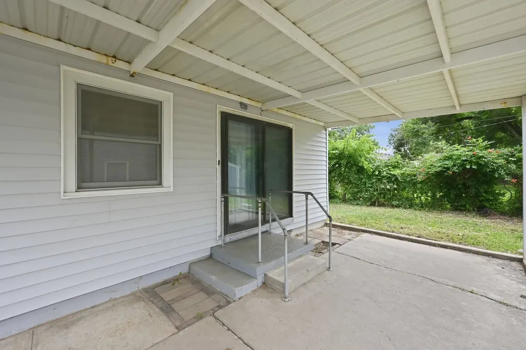3531 W 17th Street N Wichita KS 67203