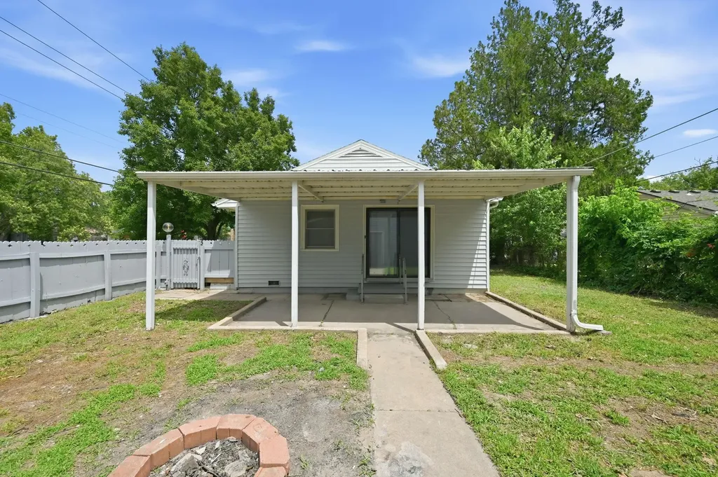 3531 W 17th Street N Wichita KS 67203