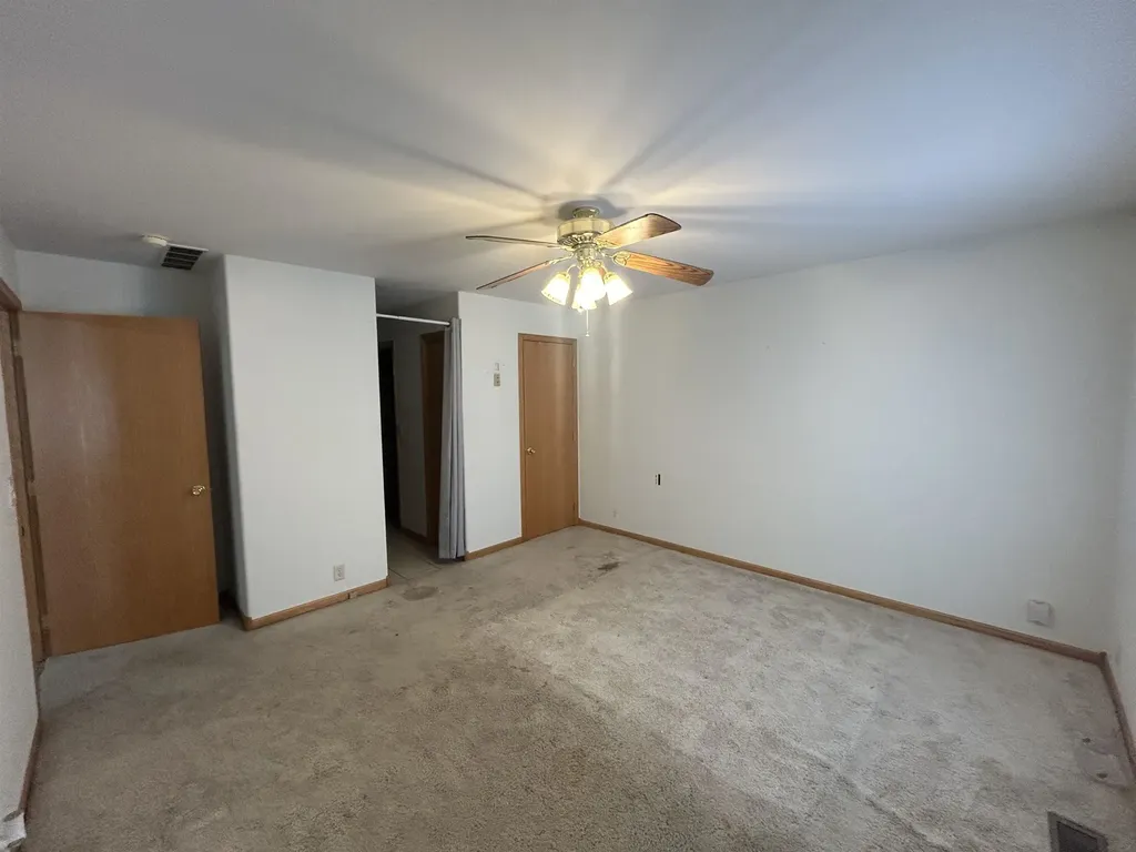 3306 Amanda Street Hutchinson KS 67502