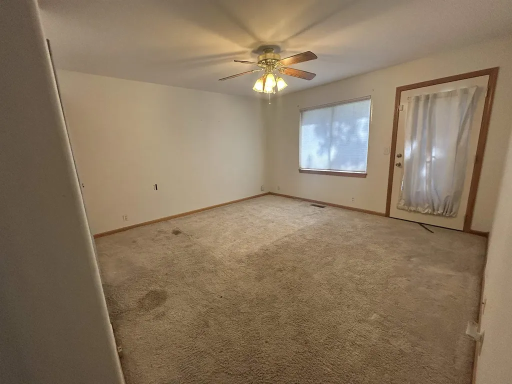 3306 Amanda Street Hutchinson KS 67502